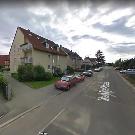 Appartement Complete Peacefully Situated Near The Airport